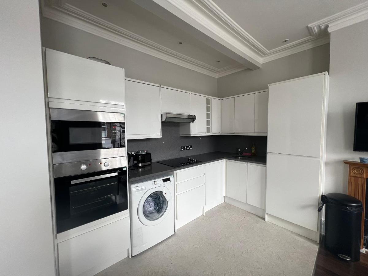 Lovely 2-Bedroom Victorian Flats Londres Exterior foto